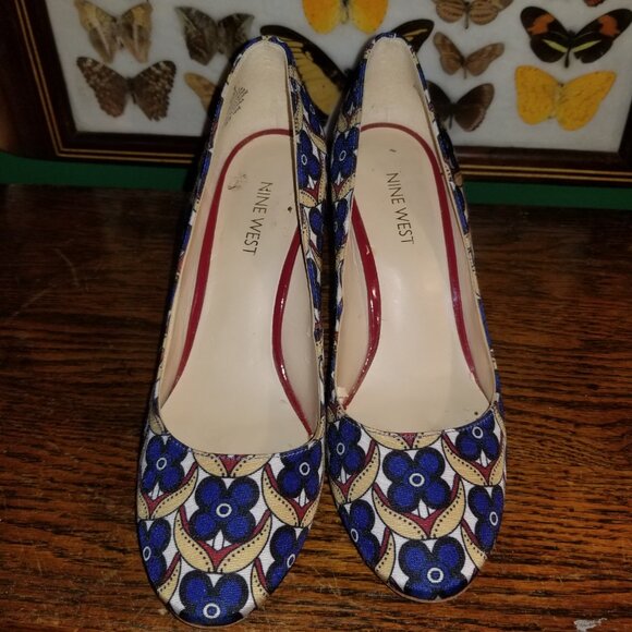 Groovy Nine West Geometric Heels - Picture 4 of 5